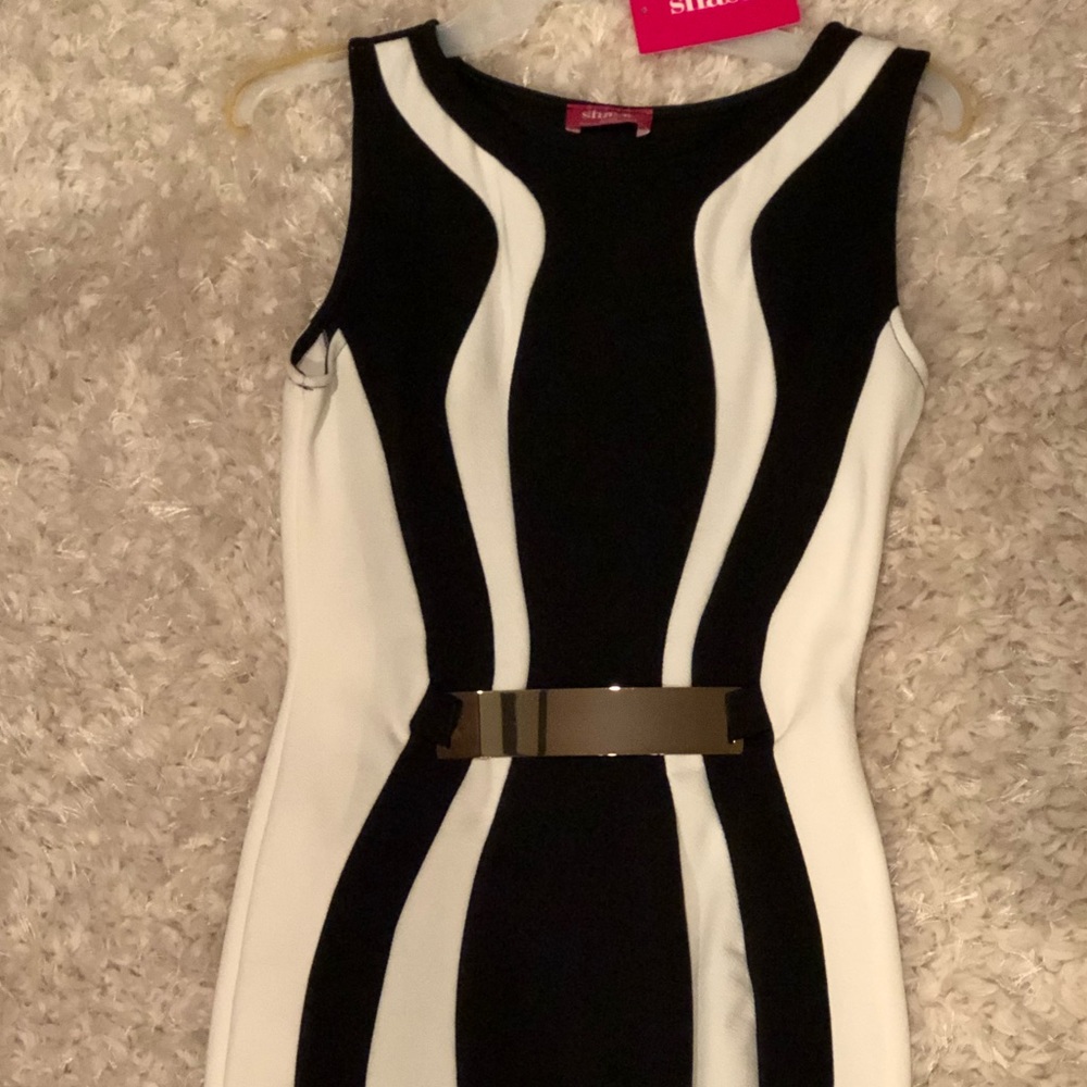 Classy dress!